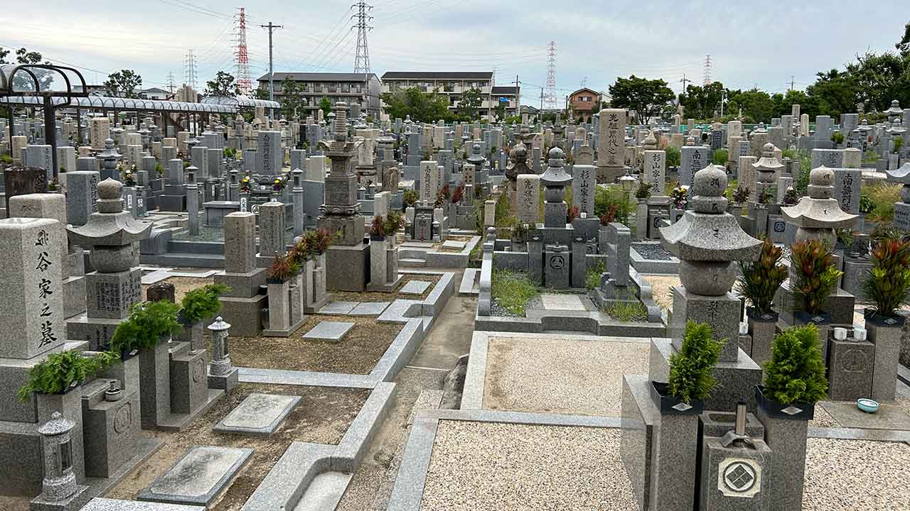 阿坂墓地の眺め